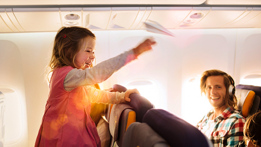 flying_with_children